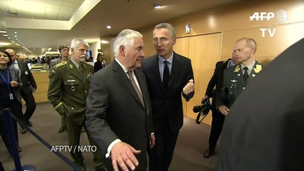 EUA exigem aumento de gastos com defesa