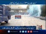 Police-JI clash suspends traffic on Shahrah-e-Faisal road Karachi