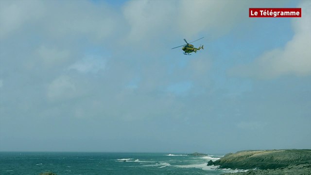 Quiberon (56). Un jeune photographe emporté par une vague