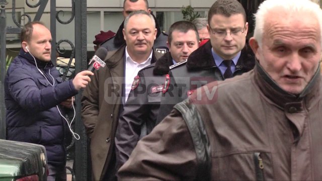 Report TV - Ryshfeti 50 mijë €, gjykata liron Odhise Andrean, burri i gjyqtares