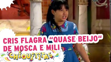 Cris flagra quase beijo de Mosca e Mili