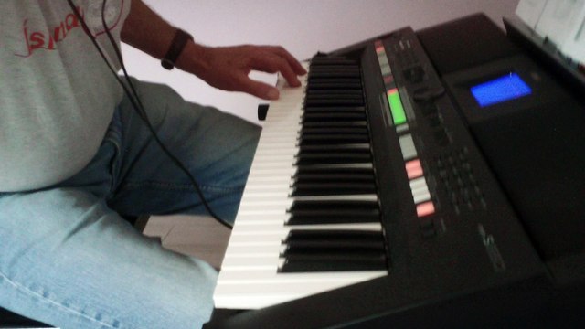 Missing You Reprise Chris de Burgh Yamaha psr-s650