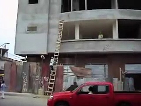 Ovo je legenda bauštele: Ne koristi snagu nego pamet