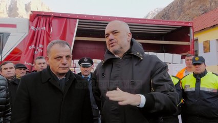 Rikthehet dëbora, vështirësi në disa akse - Top Channel Albania - News - Lajme