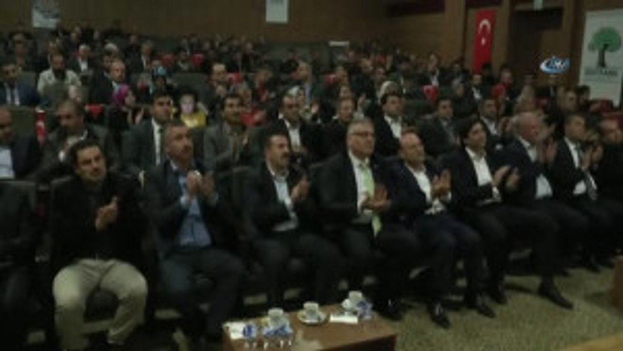 Gaziantep'te "Memur-Sen'e Davet, Tercihimiz Evet" Programına Yoğun İlgi