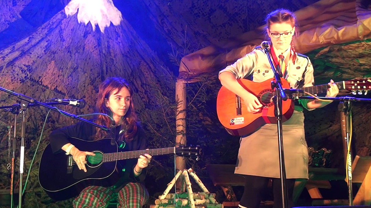 Jak okiem sięgnąć - Zespół  ’’Jesienne Maskowanie Leśne’’ Hufiec ZHP Jarosław Festiwal HIT 2016.