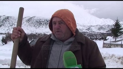 Zhbllokohet Kurveleshi, ushtria hap rrugën - Top Channel Albania - News - Lajme