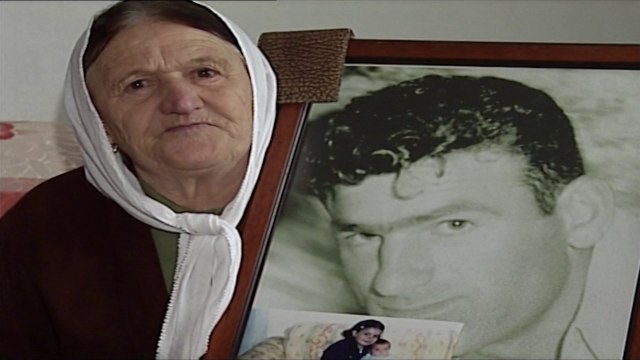 VRASJA E DEMONSTRUESVE,6 VJET PAS KRIMIT DY TE DENUARIT JANE TE LIRE,FAMILJARET “DREJTESIA DO BEHET