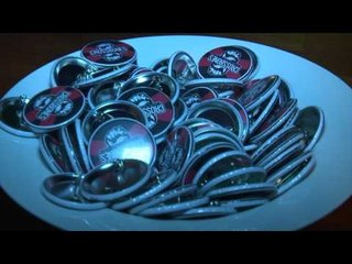 Report TV - Crossbones promovon albumin e  ri, del "Lufta e Tretë Botërore"