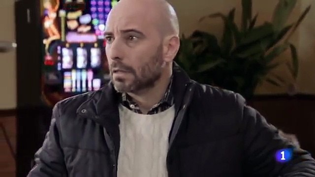 Trámites en el bar. José Mota. Subtitulado.