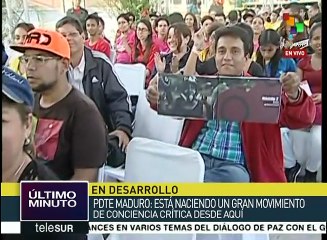 Maduro destaca influencia de redes sociales en la comunicación mundial