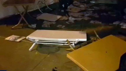 Beşiktaş'ta 'Evet' çadırına saldırı