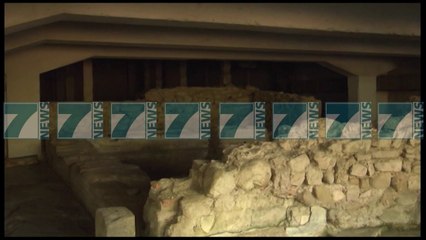 VIDHET RRJETI ELEKTRIK NE QENDER TE DURRESIT - News, Lajme - Kanali 12