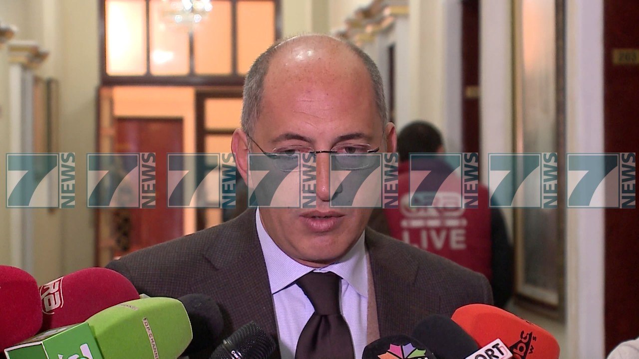 HAPET GARA PER INSTITICIONET E VETINGUT - News, Lajme - Kanali 13