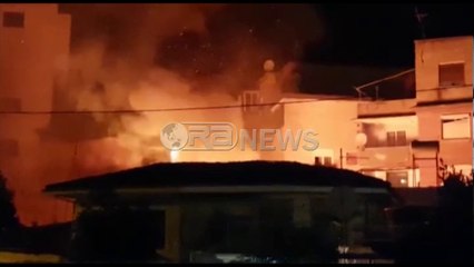 Ora News – Digjet banesa në rrugën “Hoxha Tasim”