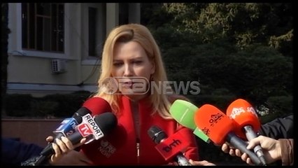 Ora News – PS e LSI kundër komisionit të posaçëm për tragjedinë çame