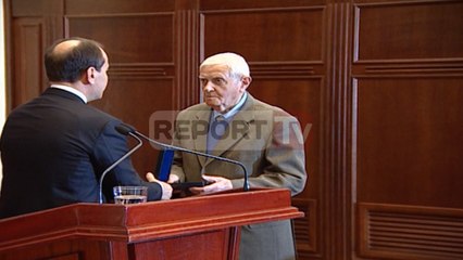 Report TV - Strehuan hebrenjtë gjatë Luftës dekorohen 35 familje shqiptare