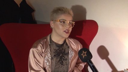 MARTINA DIMOSKA VO BACKSTAGE