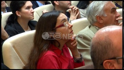 Ora News - BERZH: Thellohet pabarazia ekonomike, regres politiko-ekonomik
