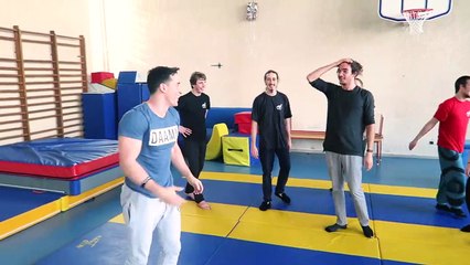 DES DÉFIS IMPOSSIBLES COMPLETEMENT FOUS !!-F6xsQQSgU14