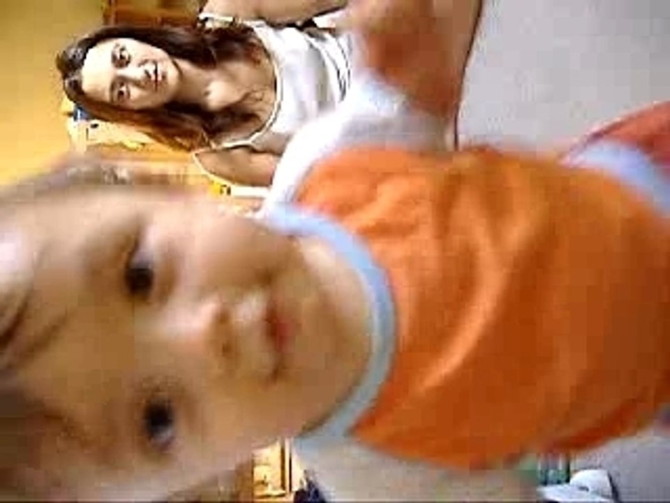 Lucas qui marche (1 ans)