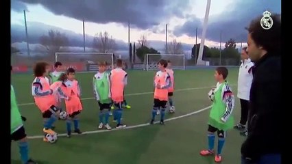 衝撃!!【天才サッカー少年】レアル・中井卓大君のドリブルテクニ�