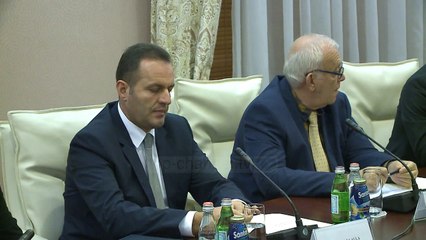 Nishani nuk takon Lu, por thërret Llallën - Top Channel Albania - News - Lajme