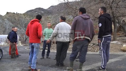 Report TV - Elbasan,fshati 6 muaj pa ujë të pijshëm Banorët:Vijnë fatura marramendëse