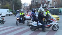 Policia: Partizani jo në 