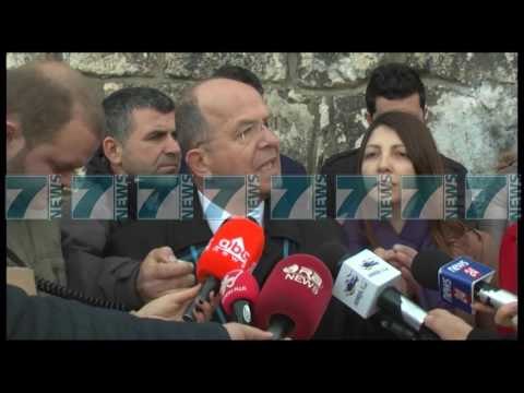 PROTESTE KUNDER “VELES” NE DURRES, REAGON KREU I BASHKISE DAKO - News, Lajme - Kanali 11