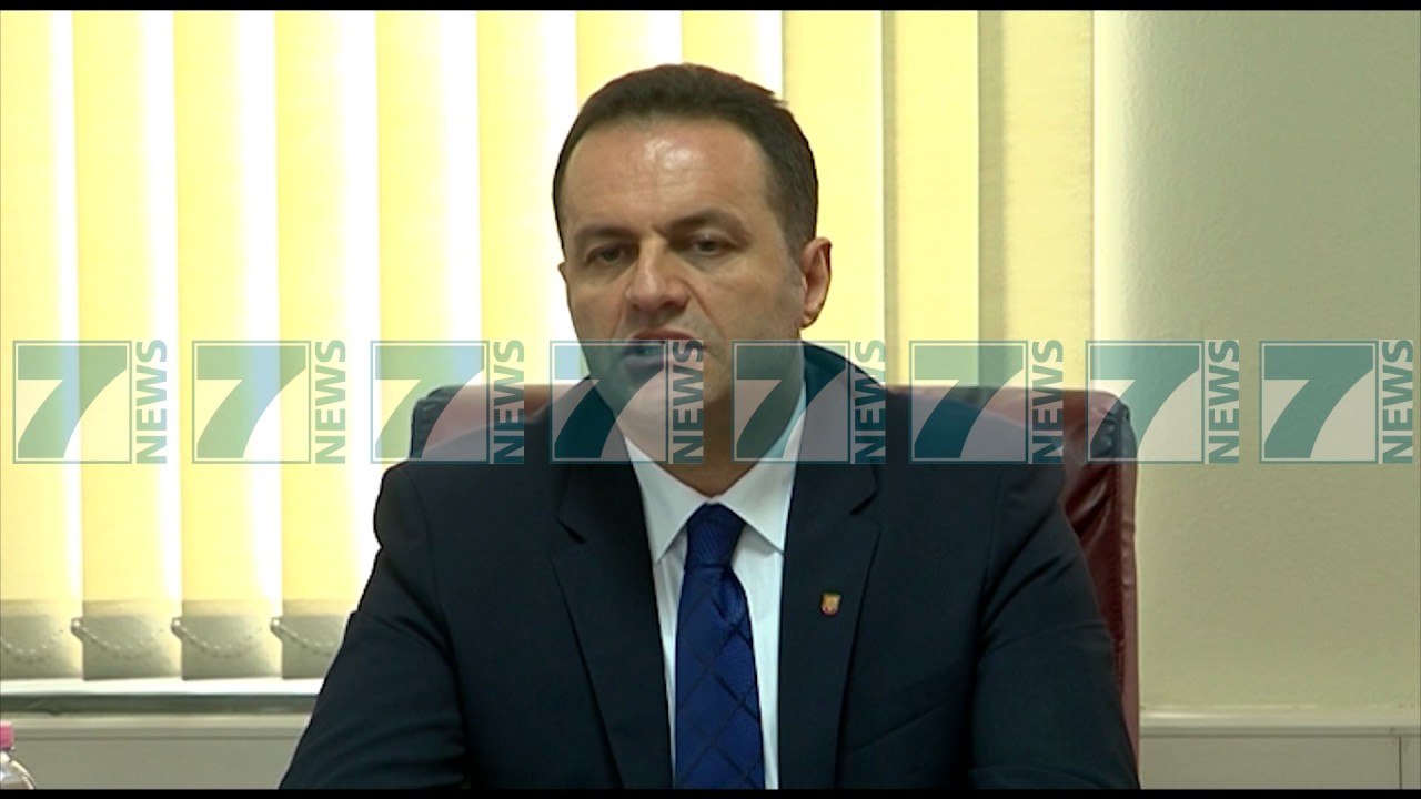 AMBASADA E SHBA I PERGJIGJET LLALLES, "NUK NA FRIKESONI DOT" - News, Lajme - Kanali 13