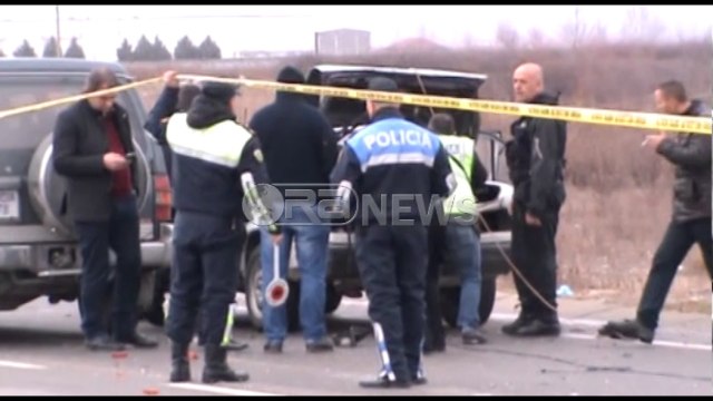 Ora News – Tritol makinës në ecje në autostradën Fushë Krujë-Milot