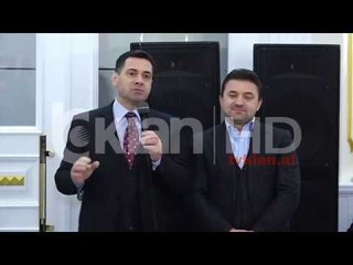 Elvis Rroshi shfaqet në krah të ministrit Ahmetaj