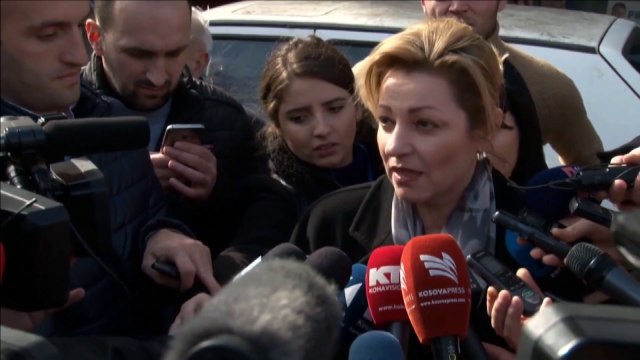 Kosovë, rrënohet muri në veri të Mitrovicës