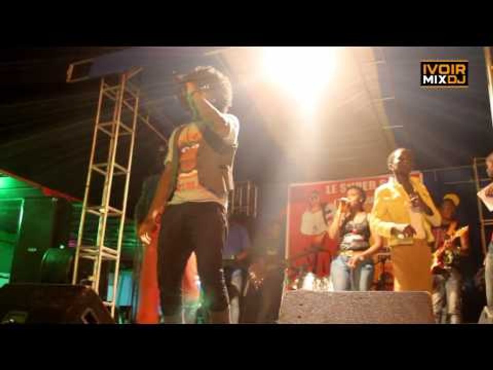 DJ PAT SEXY EN LIVE AU MAQUIS SUPER SONIA