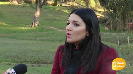 Report Tv -Rreze Dielli, Besarta Taci, "Jeta seksuale ne moshen e adoleshences"