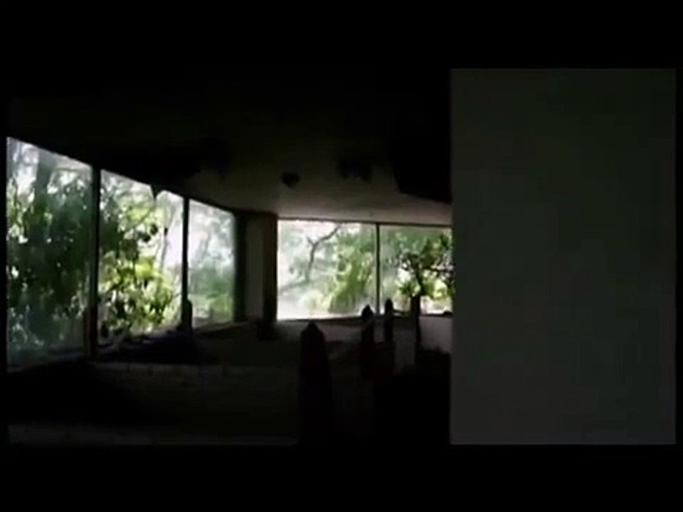 【心霊映像】【鳥肌全開】 これはアカン！一人で見ちゃダメな恐怖の心霊動画 夜漏らすレベルwww