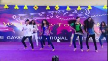 College girls stage dance #DanceMirchi