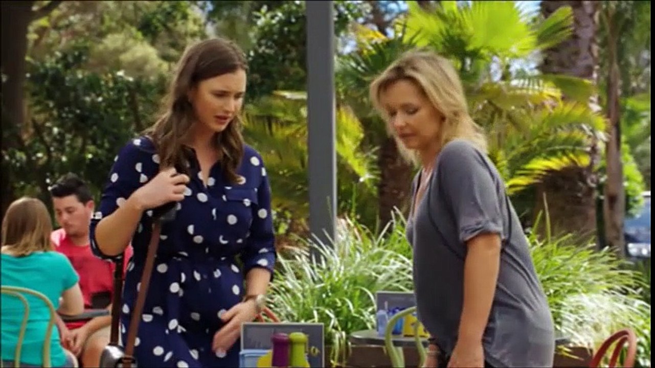 Steph scenes ep 7570