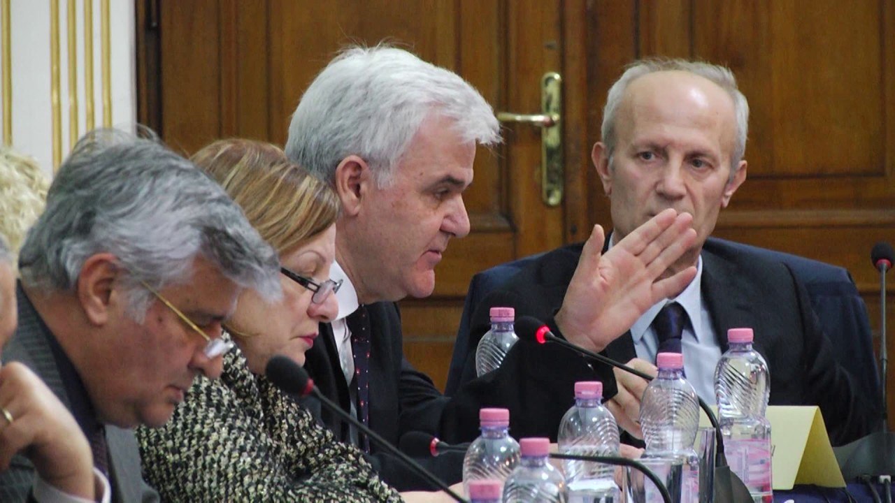 Report TV - Debatet/PS-LSI përplasen për Kodin e Procedurës Penale