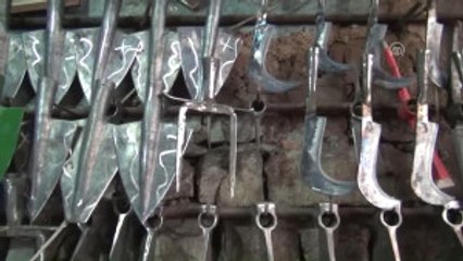 Nasırlı Eller, Dedelerinden Miras Demirciliği Yaşatıyor - Şanlıurfa