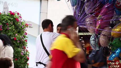 Speaking Urdu with Strangers