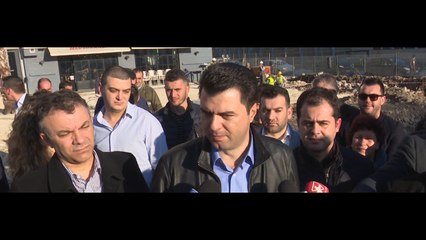 Report TV - Durrës, Basha denoncon punimet: Po varroset arkeologjia, protesta!