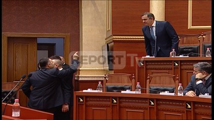 Report TV - Deputeti i PD, Dogjani tenton të godasë ministrin Ilir Beqaj