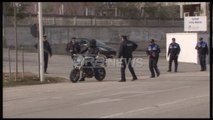 Tirane - Transportonte paratë e bankës, grabitet makina rrugës për në Rinas