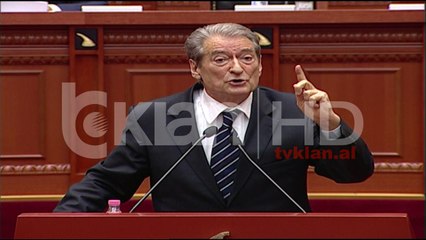 Berisha: Ndërprisni punimet e Bankers, ose largoni banorët e Zharrësit