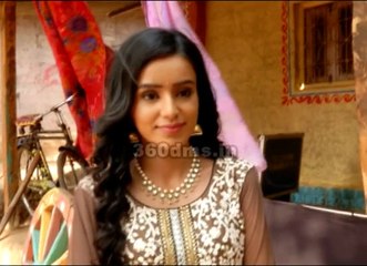 SWABHIMAAN- Naina Shares Why She Follows Karan- एक श्रृंगार स्वाभिमान