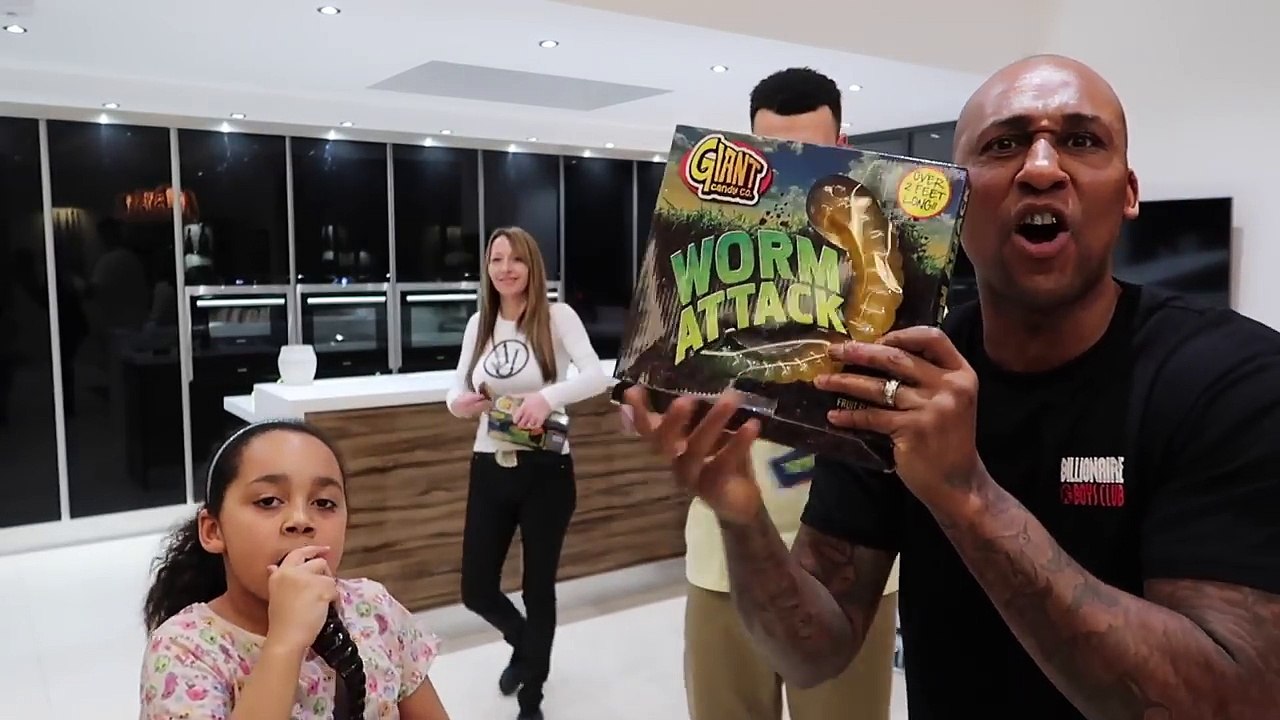 6 GIANT GUMMY WORMS! Real Food VS Giant Gummy Candy Challenge Kids React-tvp1At7aLkY