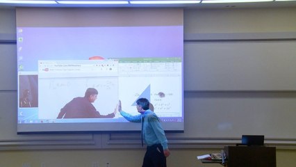 Un prof de maths fait un poisson d'avril (2017)