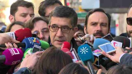 Patxi López rechaza entrar en "guerra de avales" con los otros candidatos